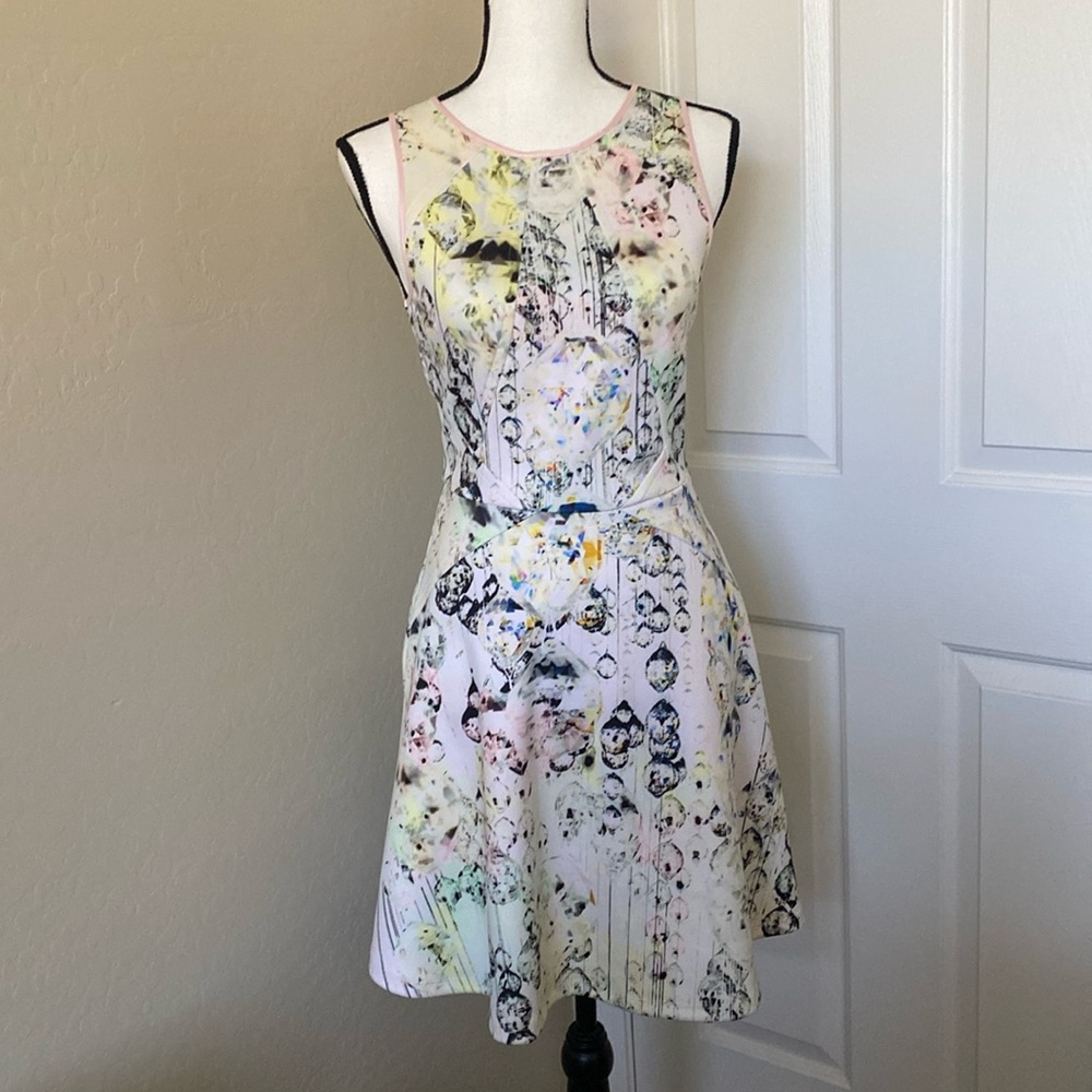 TED BAKER LONDON Fit and Flare Scuba Skater SAPIRA Dress Ted size 1 EUC